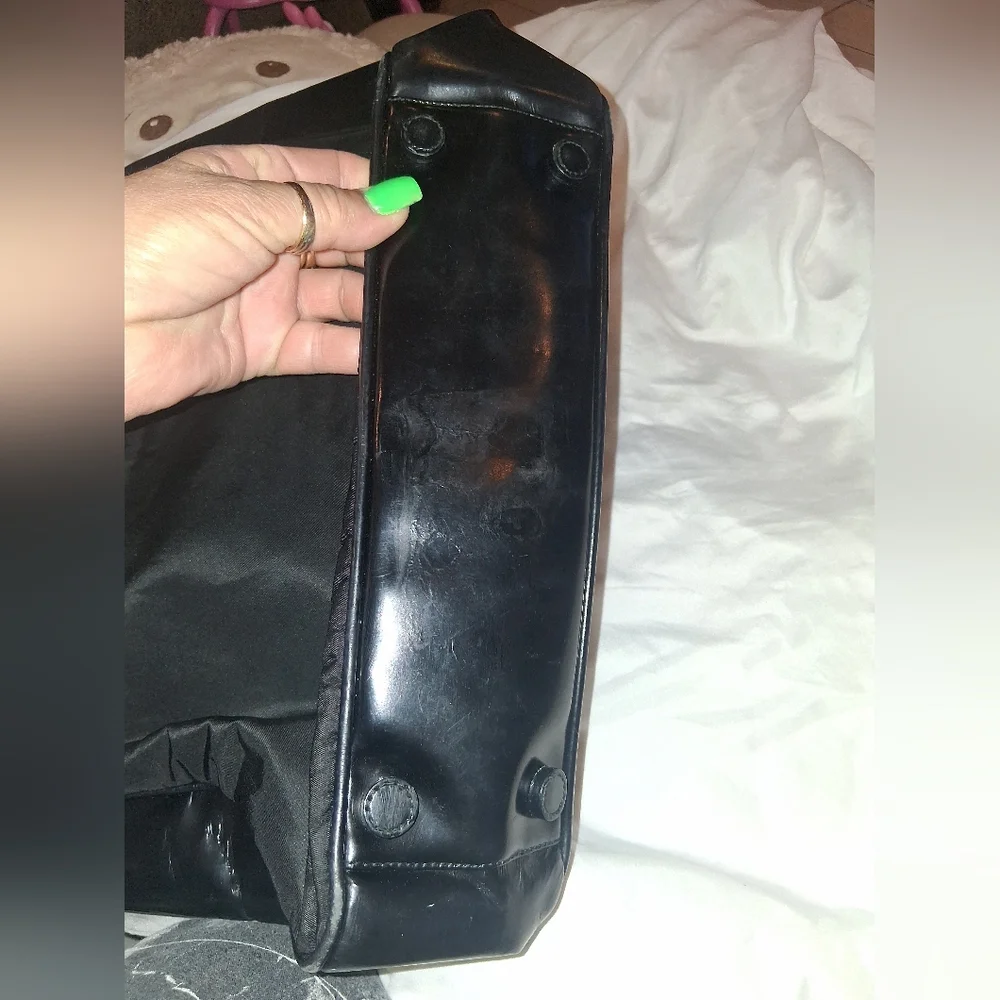 Prada Elegant Vintage Black Tote Bag - Picture 3 of 12